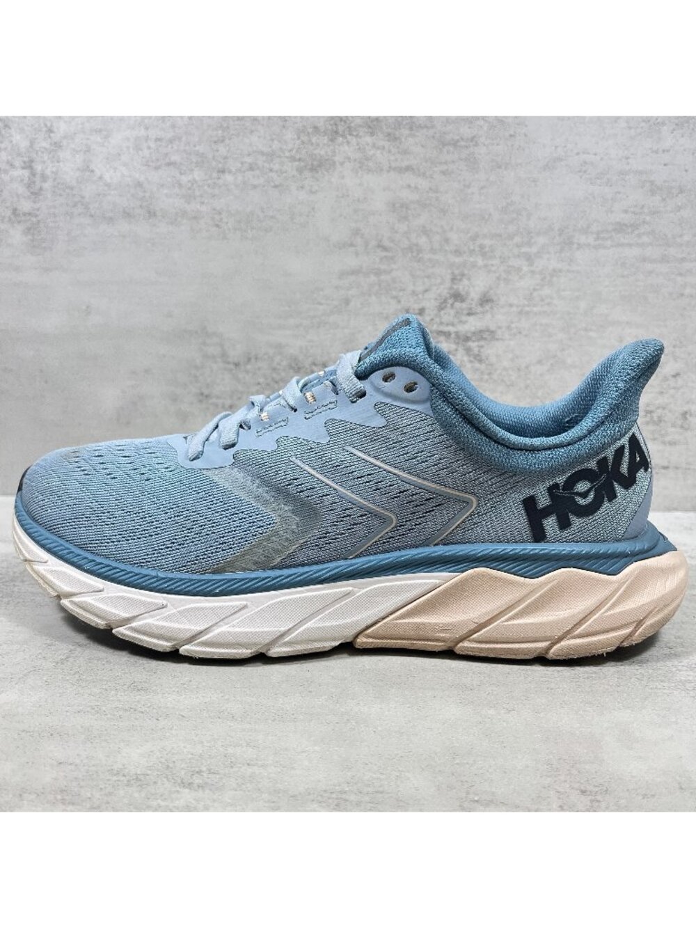 Hoka One One Arahi 5 Running Shoes - Women's Size 6 - Blue
